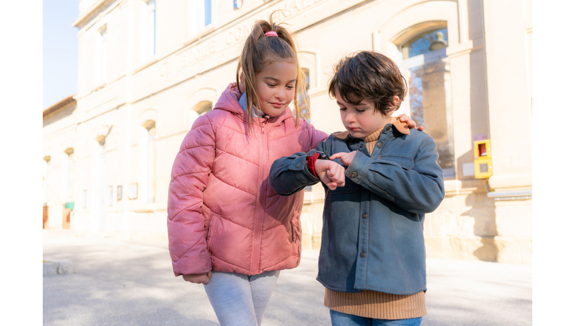 Les montres connectées : un pont vers l’autonomie pour les enfants