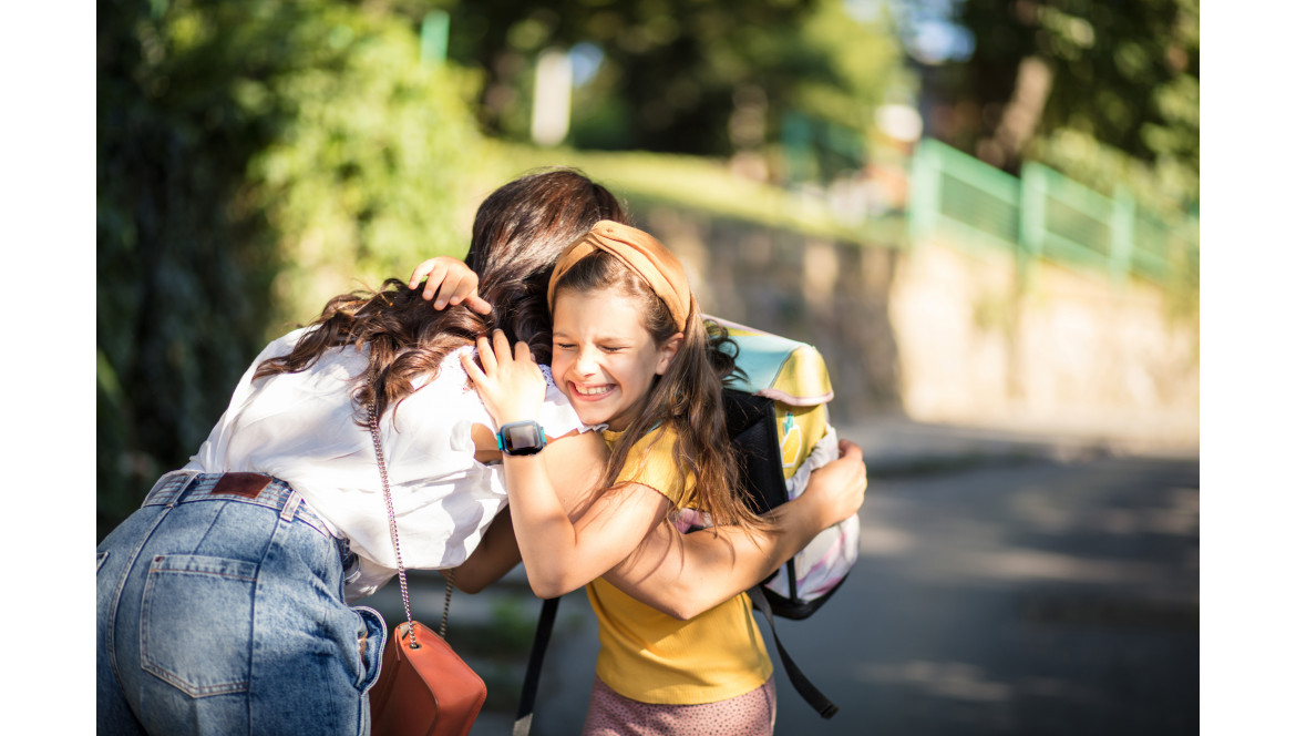 Montre GPS enfant : les meilleures fonctionnalités pour le trajet domicile-école